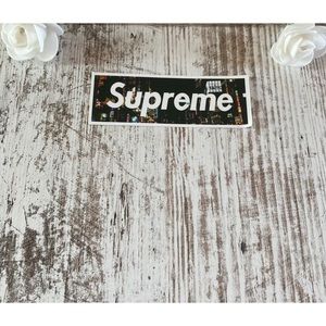 Brand new Supreme sticker